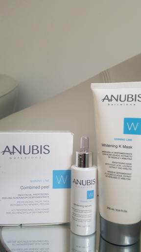 عکس مرکز فیشیال و آموزش پاکسازی پوست ملیکا