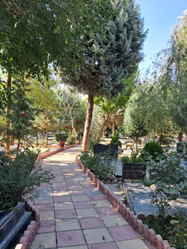 عکس آرامستان حصار