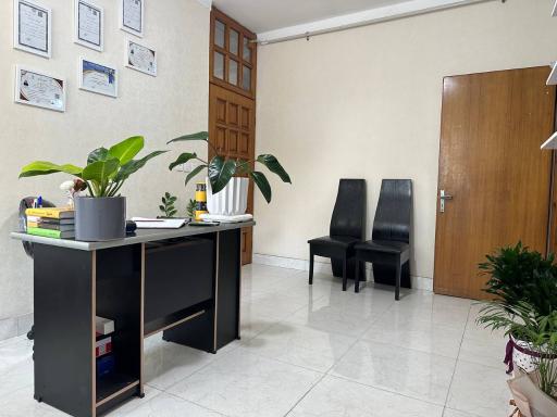 آکادمی یوگا مهسا گرائلی