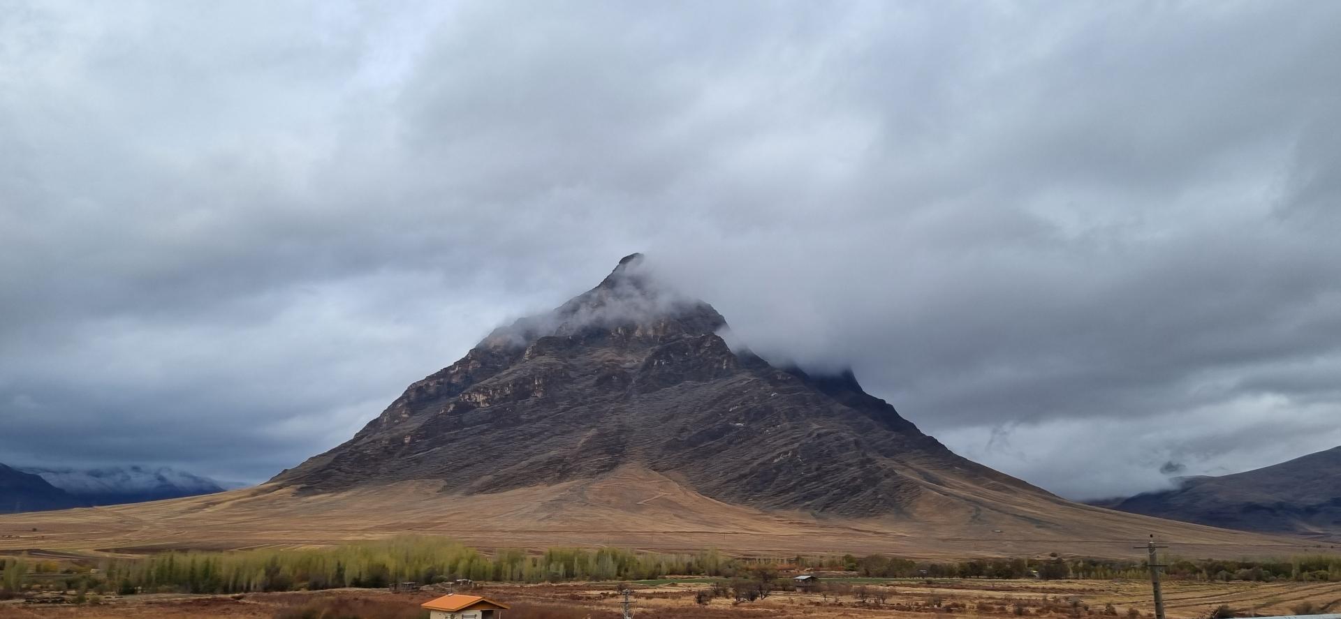 عکس کوه لجور