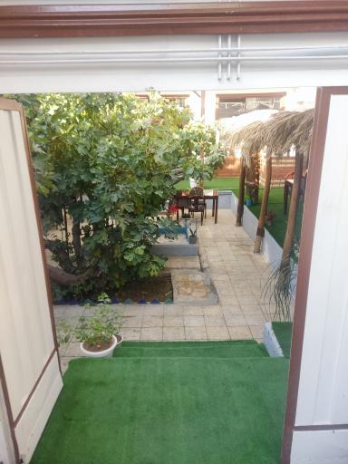 عکس کافه و رستوران مون