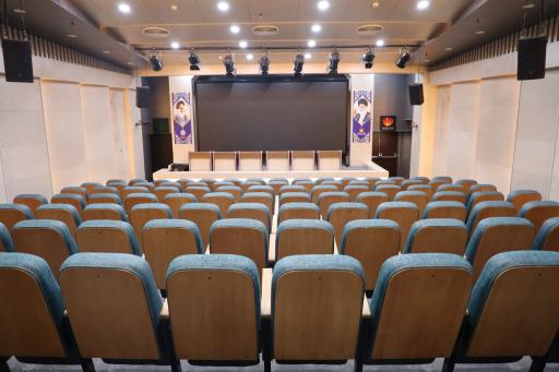 عکس مرکز همایش های بین المللی کشتیرانی جمهوری اسلامی ایران