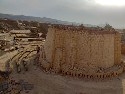 عکس کارخانه آجر های سنتی نما حاج عباس نوروززاده