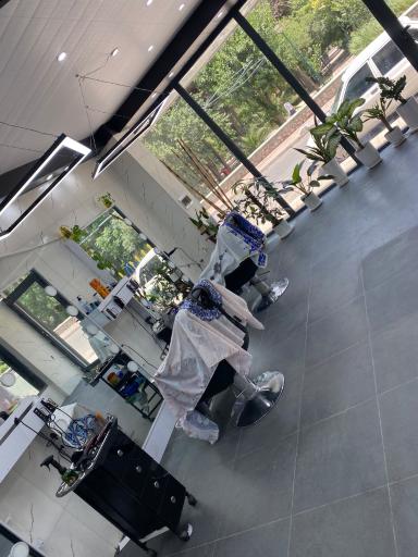 عکس پیرایش کارن