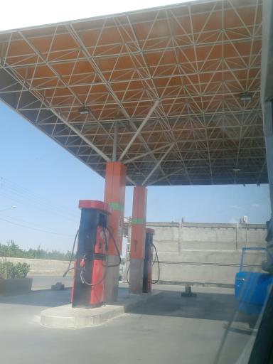 عکس پمپ بنزین پهلوان شیر حصار