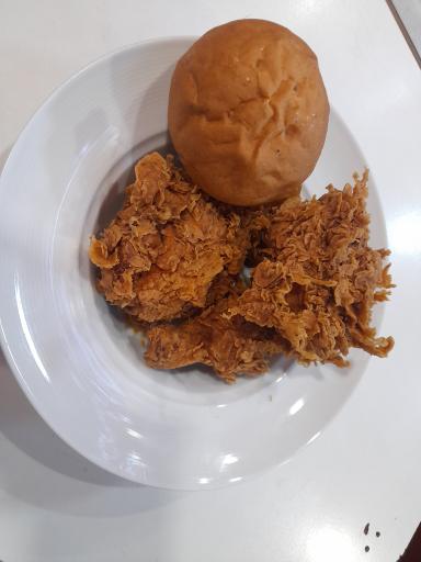 عکس مجتمع تجاری پذیرایی پالم