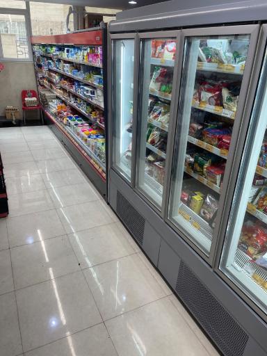 عکس فروشگاه افق کوروش 