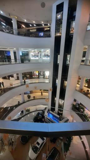 عکس مجتمع تجاری ارگ