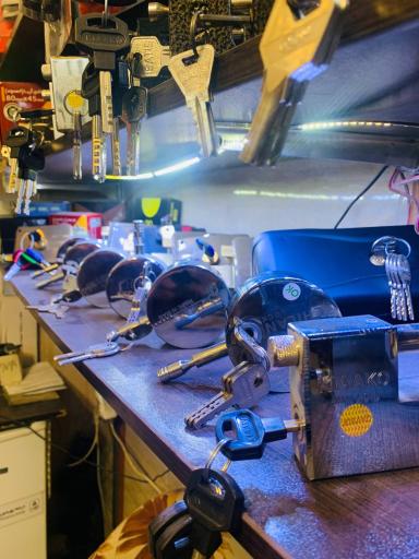 عکس کلید سازی واریان