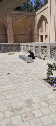 عکس مقبره شیخ شهاب الدین اهری