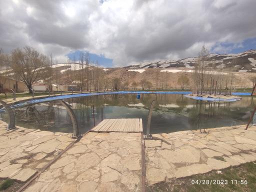 عکس دریاچه مصنوعی