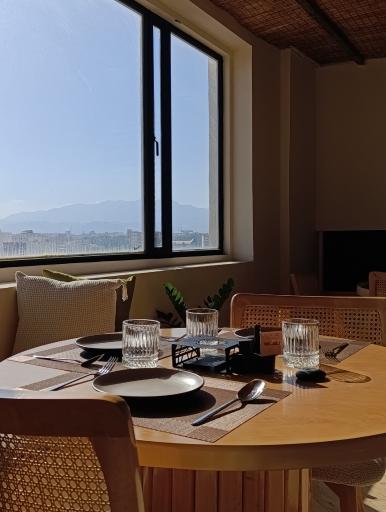 عکس کافه رستوران بالابوم