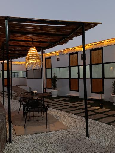 عکس کافه رستوران بالابوم