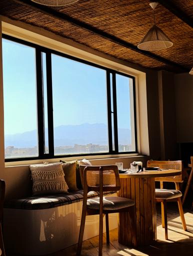 عکس کافه رستوران بالابوم