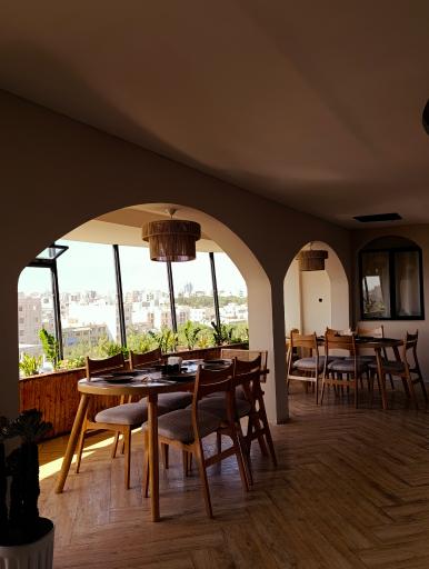 عکس کافه رستوران بالابوم