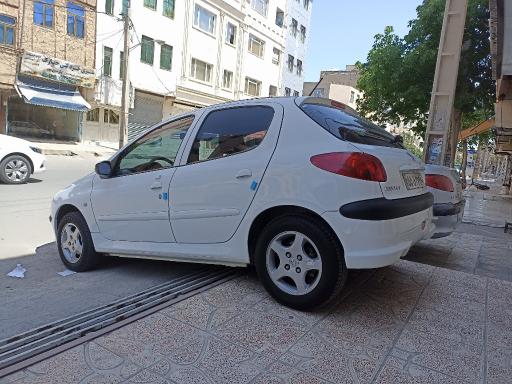 عکس نمایشگاه اتومبیل امیران