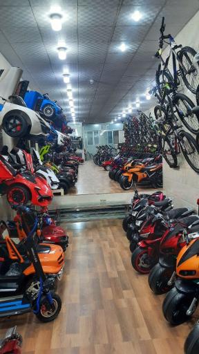 عکس آرمان دوچرخ