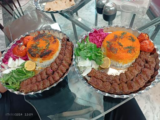 عکس کبابسرای شازده 