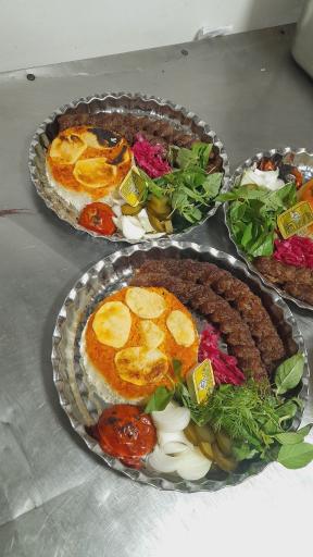 عکس کبابسرای شازده 