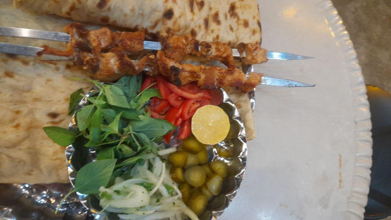 عکس کبابسرای شازده 