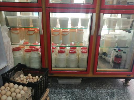 عکس لبنیات سنتی ارگانیک مزرعه 