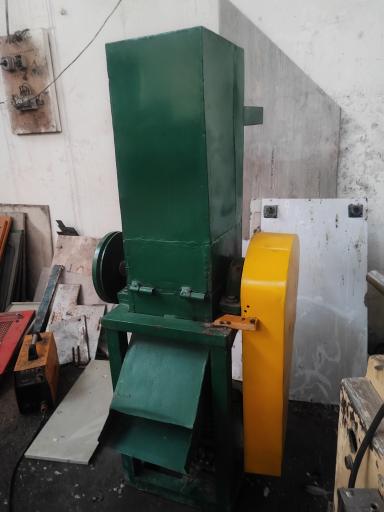 عکس بنگاه معاملاتی دستگاه های تزریق پلاستیک خنجری