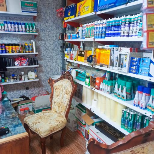 عکس فروشگاه تخصصی شیراز چسب