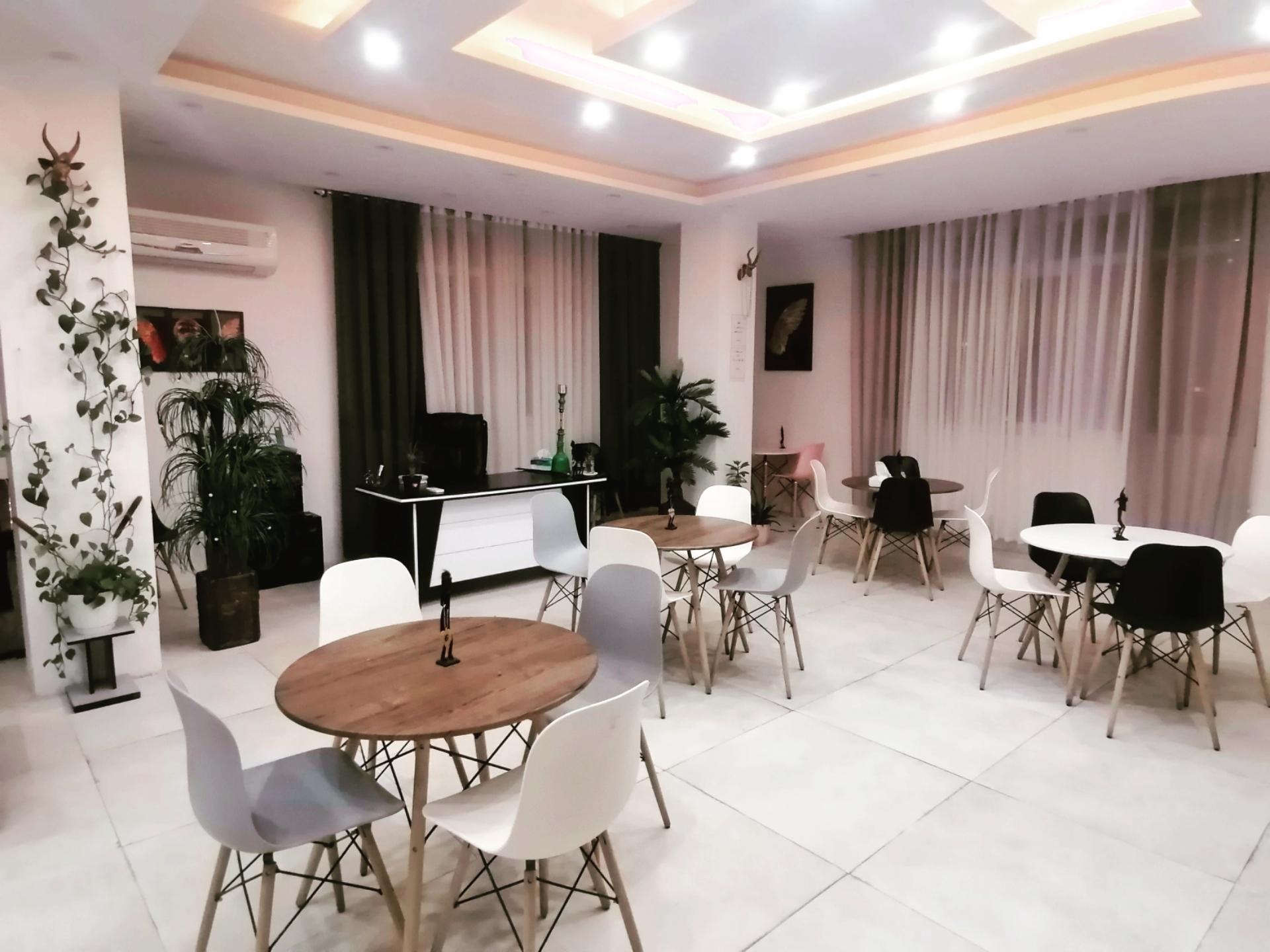 عکس کافه گوزن