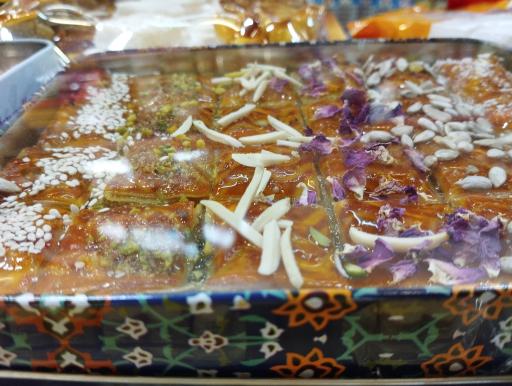 عکس قنادی و عرقیات طالبی