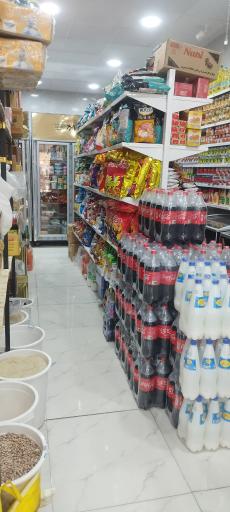 عکس هایپرمارکت شبانه روزی برادران قائم آبادی