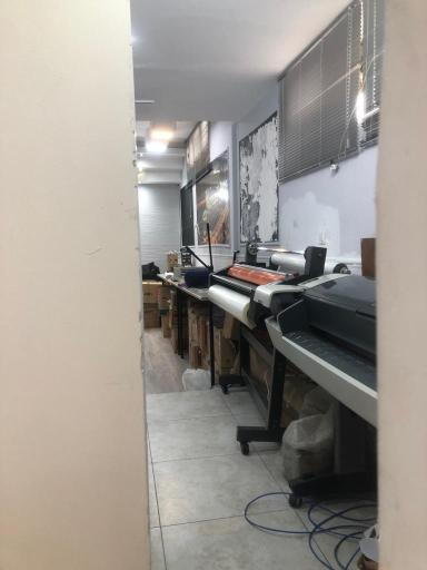 عکس دفتر چاپ بامداد