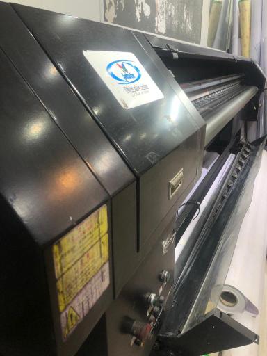 عکس دفتر چاپ بامداد