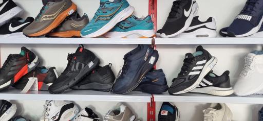 عکس پوشاک و کتانی تاناکورا