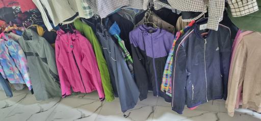 عکس پوشاک و کتانی تاناکورا