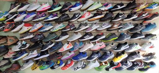 عکس پوشاک و کتانی تاناکورا