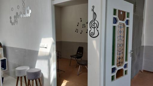 عکس آموزشگاه موسیقی طنین 