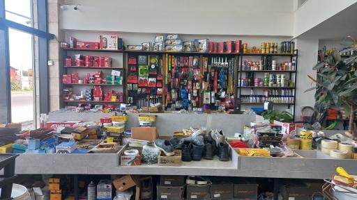 عکس فروشگاه رنگ و ابزار و مصالح ساختمانی بحری