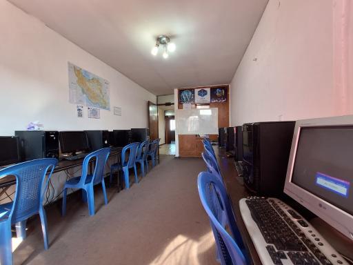 عکس آموزشگاه آریان شبکه