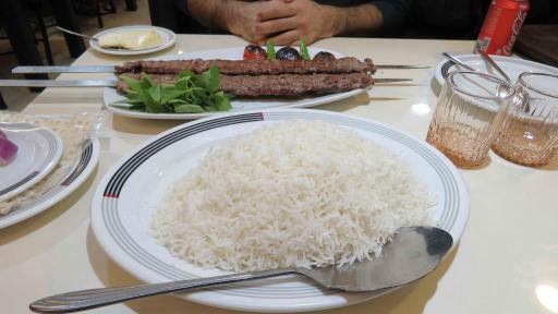 عکس رستوران حاج عیسی