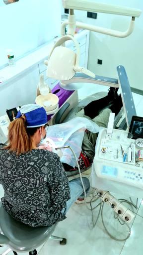 عکس کلینیک دندانپزشکی بارانا 