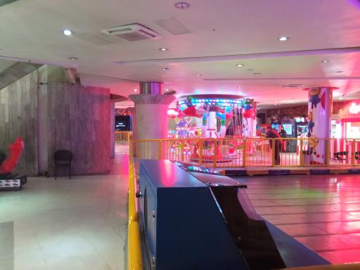 عکس شهربازی جزیره جادویی