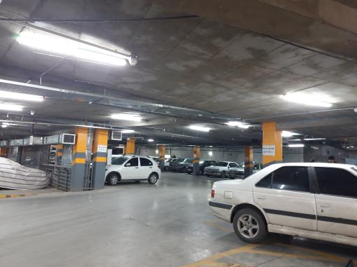 عکس پارکینگ سنبلستان