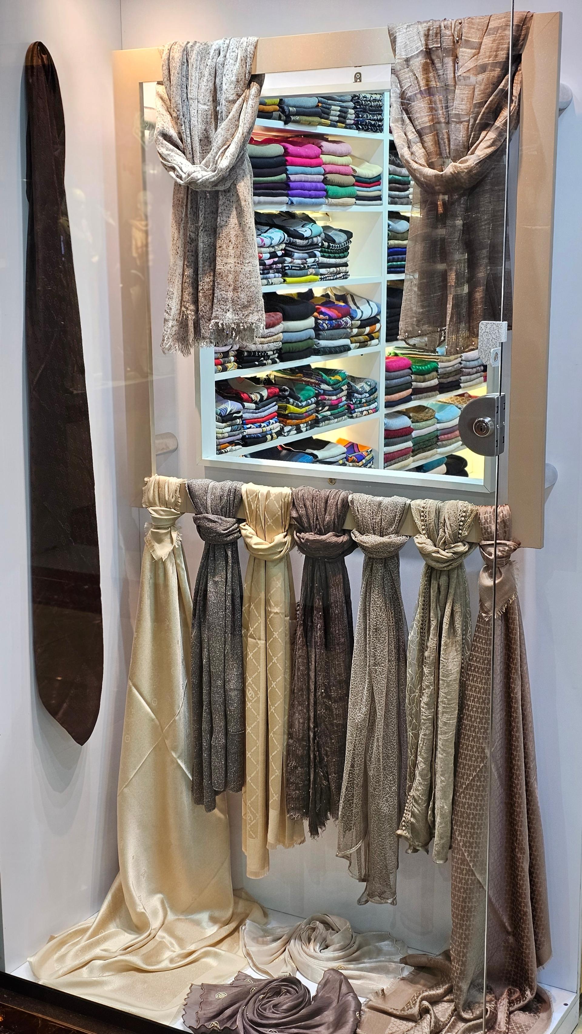 عکس شال و روسری گلرو 