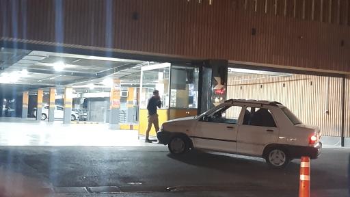 پارکینگ سنبلستان