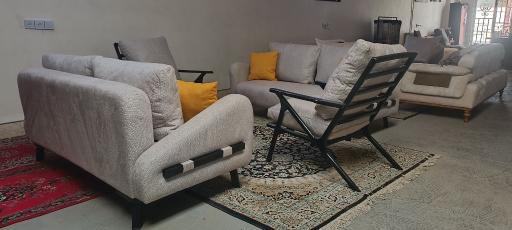عکس کارگاه تولیدی مبل تیموری 