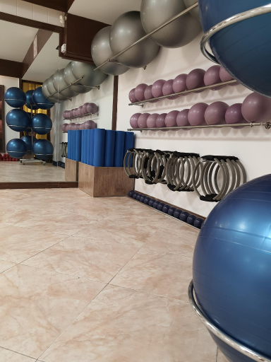 عکس کانون پیلاتس باران