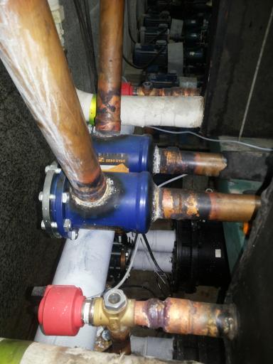 عکس تعمیر دستگاههای سرد کننده و گرم کننده