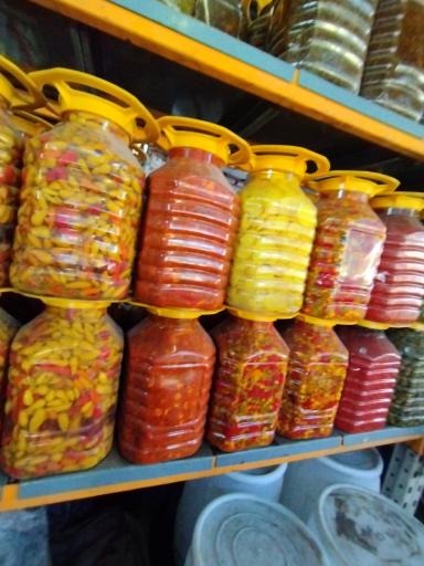 عکس پخش خیار شور و ترشیجات سرمدی