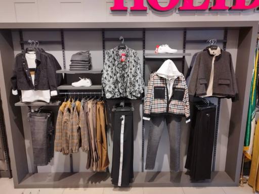 نمایندگی پوشاک تعطیلات