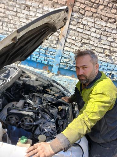 عکس مکانیکی حسین